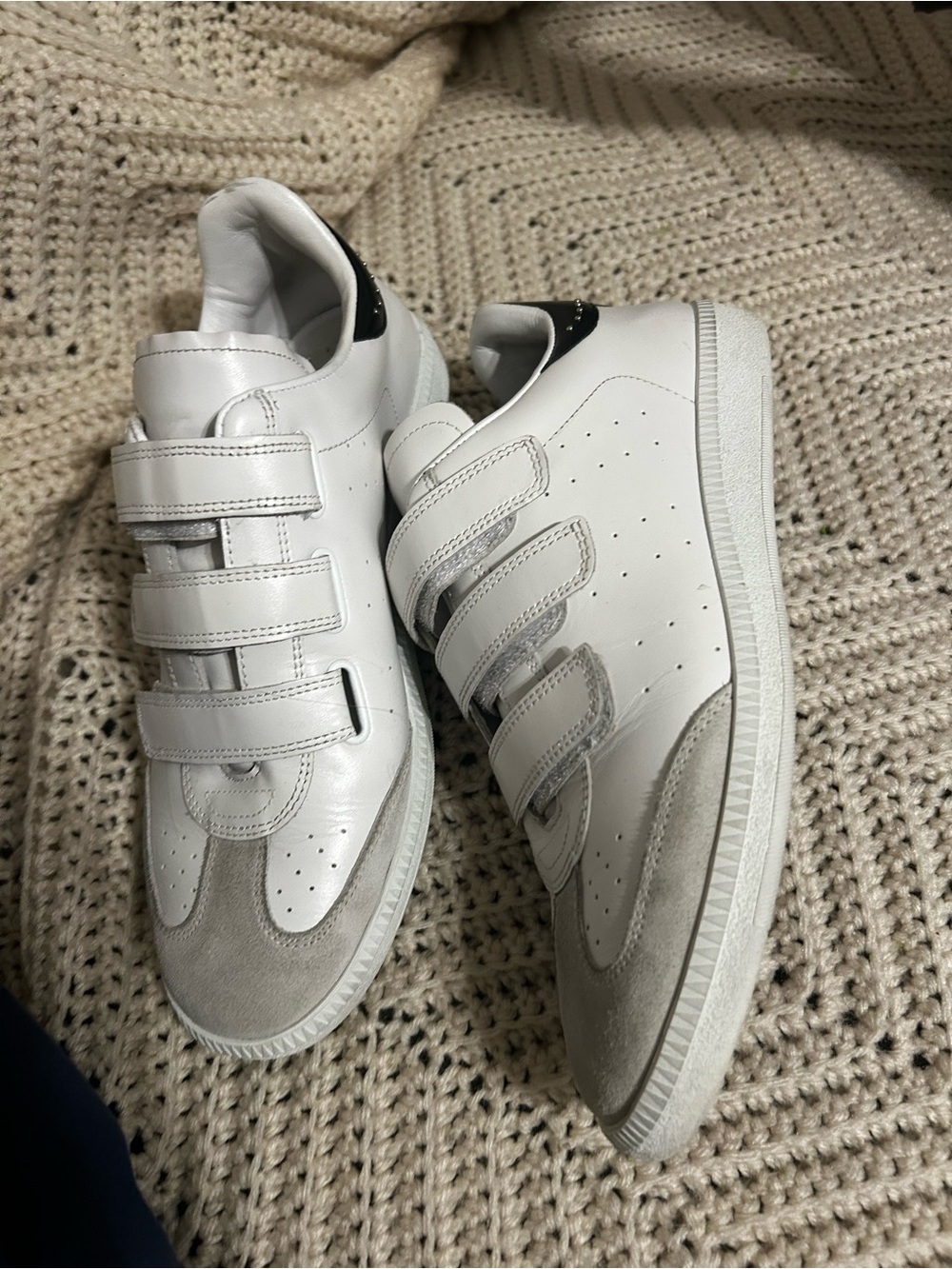 Isabel Marant White Sneakers with Black Heel Detail - Picture 5 of 8